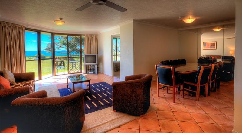San Simeon Beachfront Apartments Tugun Gold Coast Exterior photo