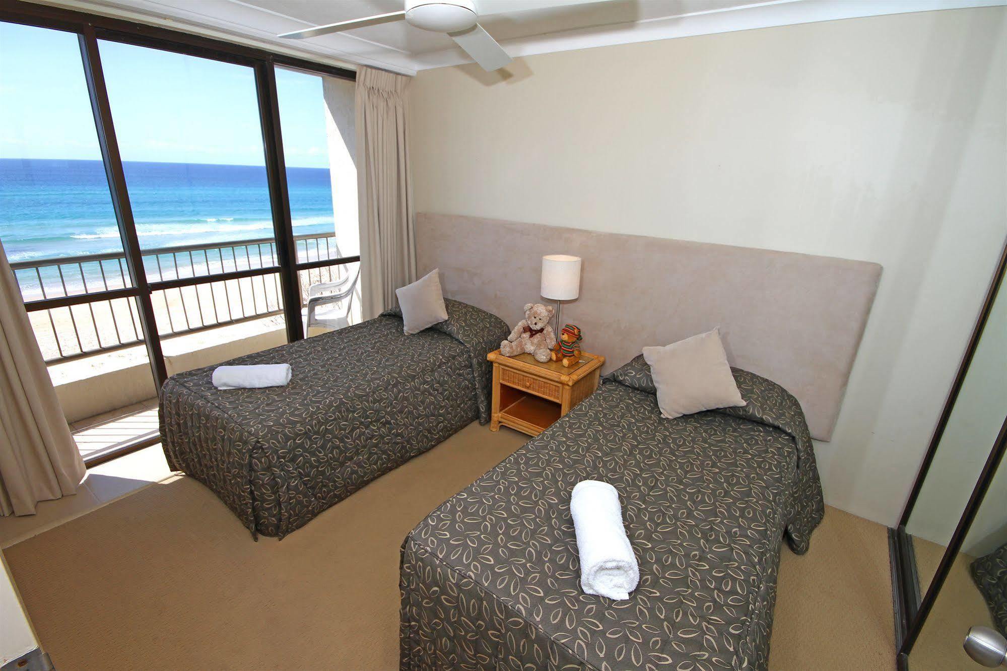 San Simeon Beachfront Apartments Tugun Gold Coast Exterior photo