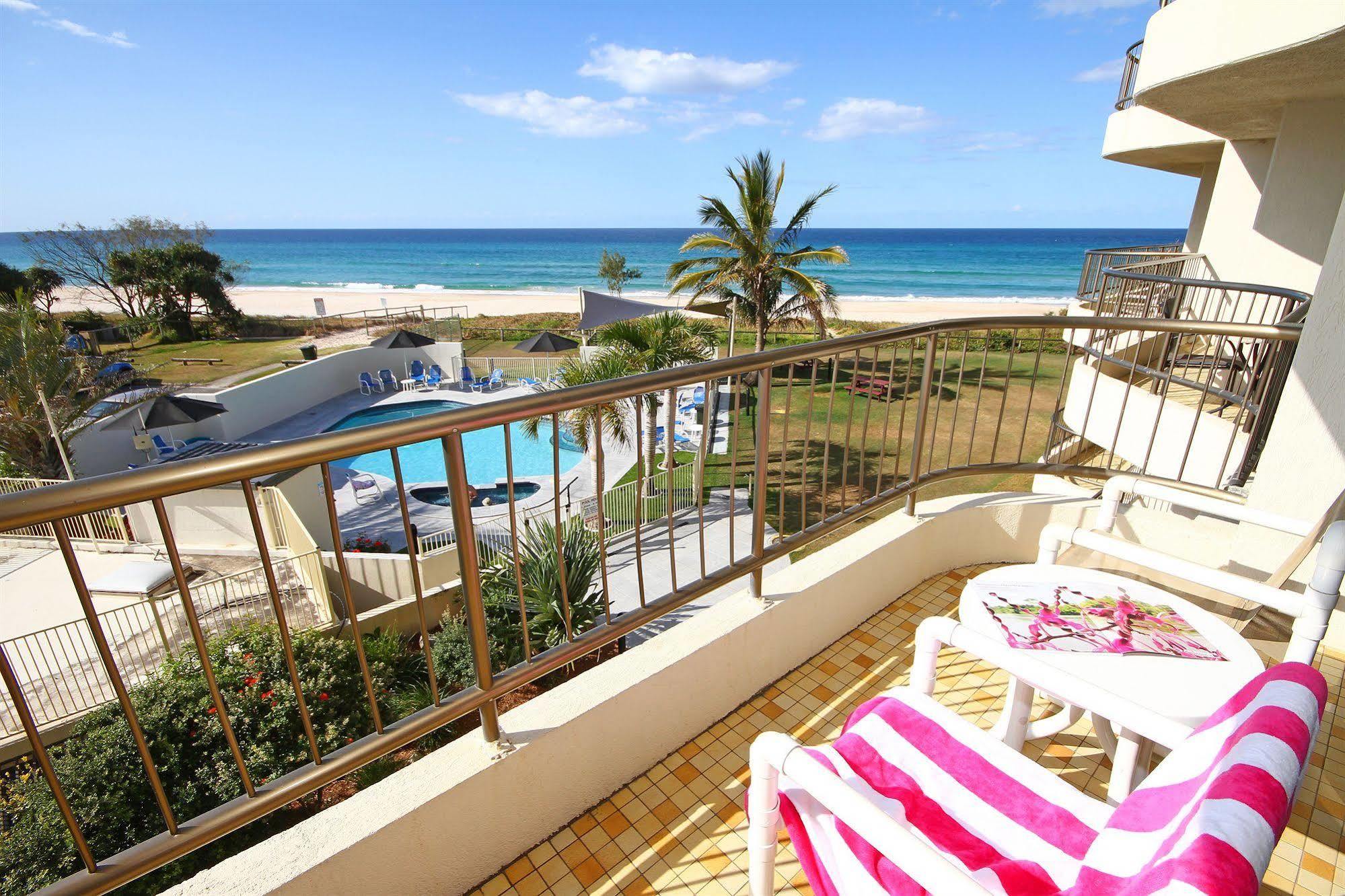 San Simeon Beachfront Apartments Tugun Gold Coast Exterior photo