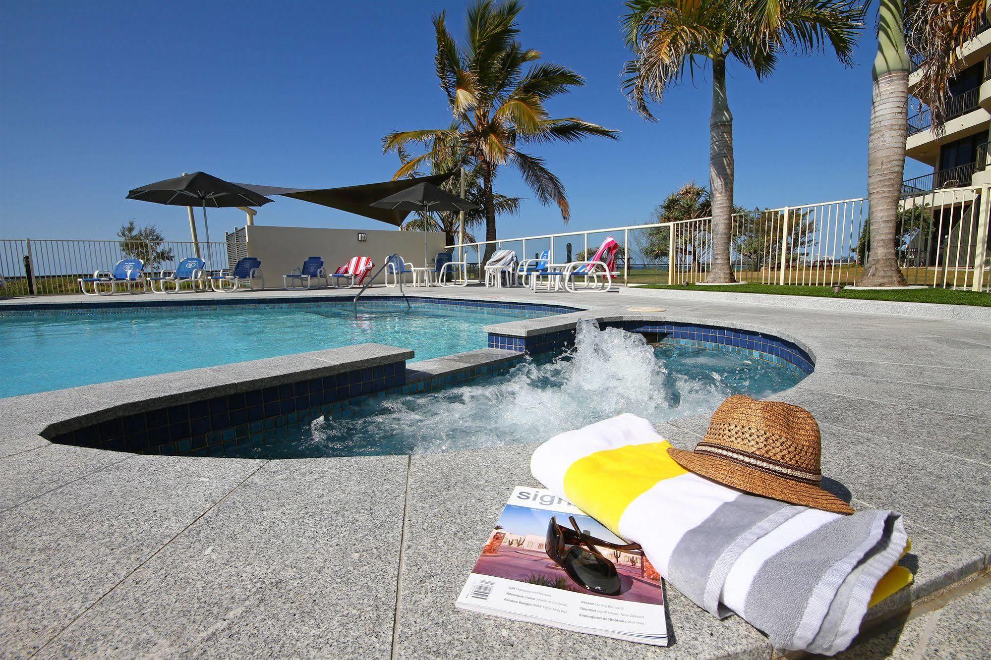 San Simeon Beachfront Apartments Tugun Gold Coast Exterior photo